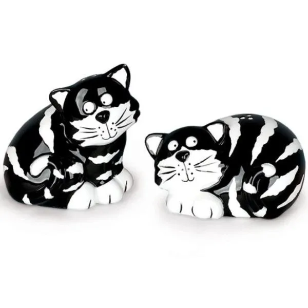 Chester The Cat/Kitten Salt and Pepper Shaker Set