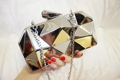 Geometric Three-dimensional Bag